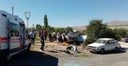 Nevşehir'de pikap otomobile çarptı: 4'ü çocuk 8 yaralı