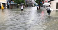 Japonya'da sel felaketi: 1 ölü 2 yaralı