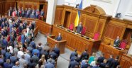 Ukrayna'da yeni seçilen milletvekilleri göreve başladı
