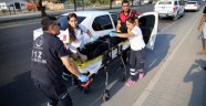 Eşiyle tartışan hamile kadın kendini otomobilden attı