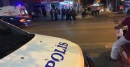 Beyzbol sopaları ile işyerini bastılar