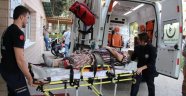 Traktör şarampole devrildi: 2'si ağır 4 yaralı