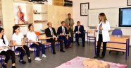 Vali Baruş'tan okul ziyaretleri