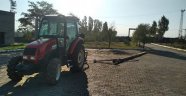 Kars'ta elektrik direğini çalan iki kişi suçüstü yakalandı