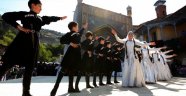 Tiflis'te şehir festivalinde renkli görüntüler