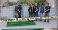 Evinin avlusunda ölü olarak bulundu
