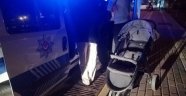 Çarpıp kaçtı: Baba ve 7 aylık bebek ağır yaralandı