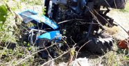 Kocaeli'de traktör devrildi: 1'i ağır 2 yaralı