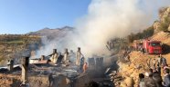 Elazığ'da bir köyde 6 ev yandı