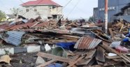 Endonezya'da 6.1 büyüklüğünde deprem