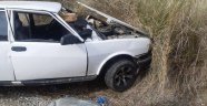 Otomobil toprak zemine çarptı: 3 yaralı
