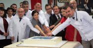 200. nakli pasta keserek kutladılar