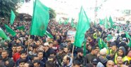 Gazze'de Filistinliler Hamas'ın kuruluşunun yıldönümü kutladı