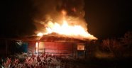 Yangında maddi hasar oluştu