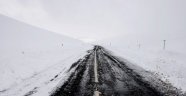 Kardan kapanan yollar açılıyor