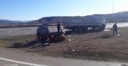 Boyabat'ta traktörle kamyon çarpıştı: 1 yaralı