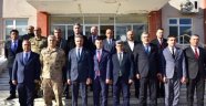 Kale'de muhtarlarla toplantı