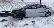 Devrilen otomobildeki çocuk öldü