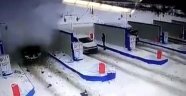 Rusya'da akaryakıt istasyonundaki araçta patlama