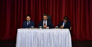 Vali Baruş'tan muhtarlarla toplantı