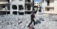 Esad rejiminden Halep'e hava saldırısı: 5 ölü
