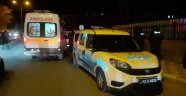 Alkollü sürücü polis aracına çarpıp kaçtı: 1 yaralı