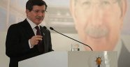 Davutoğlu milletvekilleriyle istişare toplantısı yaptı