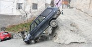 Artvin'de freni patlayan araç kaza yaptı