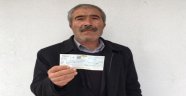 Çiftçileri sahte çekle dolandırdılar!