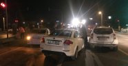 Zincirleme trafik kazası: 3 yaralı
