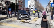 Uşak'ta kırmızı ışık ihlali kaza getirdi: 1 yaralı