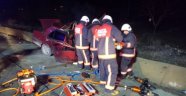 Otomobil tıra çarptı: 1 ölü 1 yaralı