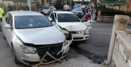 Aksaray'da 2 otomobil çarpıştı: 4 yaralı