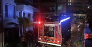 Yıldırım düşen evde yangın çıktı