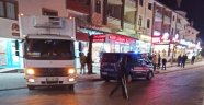 Dükkanının önünde silahla vuruldu: 1 yaralı