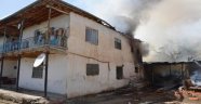Arguvan'da 4 Ev Yandı