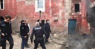 İncesu'da metruk binada yangın çıktı