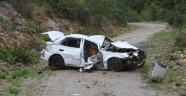 Kontrolden çıkan araç uçurumdan yuvarlandı