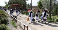 Afganistan'da 102 Taliban mensubu serbest bırakıldı