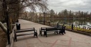İran'da park ve bahçeler yeniden ziyarete açıldı
