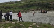 Siirt'te Botan Çay'ına giren 17 yaşındaki genç boğuldu