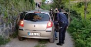 Yaşlı adam bahçede ölü bulundu