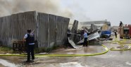 Geri dönüşüm deposunda korkutan yangın