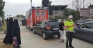 Ambulansın karıştığı zincirleme kazada 1 kişi yaralandı