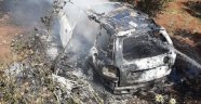 Afrin'de bir sivilin aracı havadan vuruldu: 2 ölü