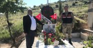 Şehit mezarlarına jandarma eli değdi