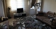 Mersin'de 2 katlı evin salonunun tavanı çöktü