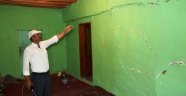 Depremde 20 ev ağır hasar gördü