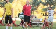 Yeni Malatyaspor geçmiş sezonları mumla arıyor