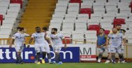 YMS'den deplasmanda 3 altın puan!